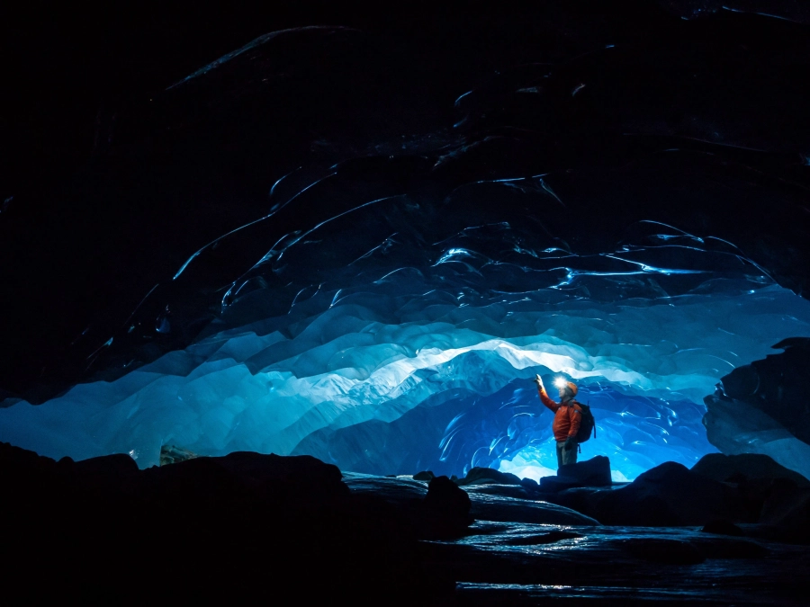 Volcano and Ice Cave Heli Experience - Gallery 2